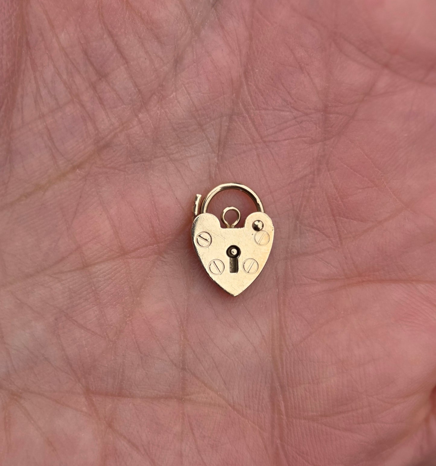 Vintage 1986 English Hallmarked Solid 9ct Gold Mini Heart Padlock Pendant