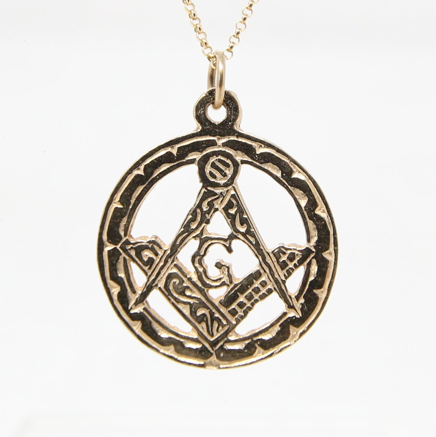 Vintage English Hallmarked Solid 9ct Gold Masonic Masons Pendant Charm