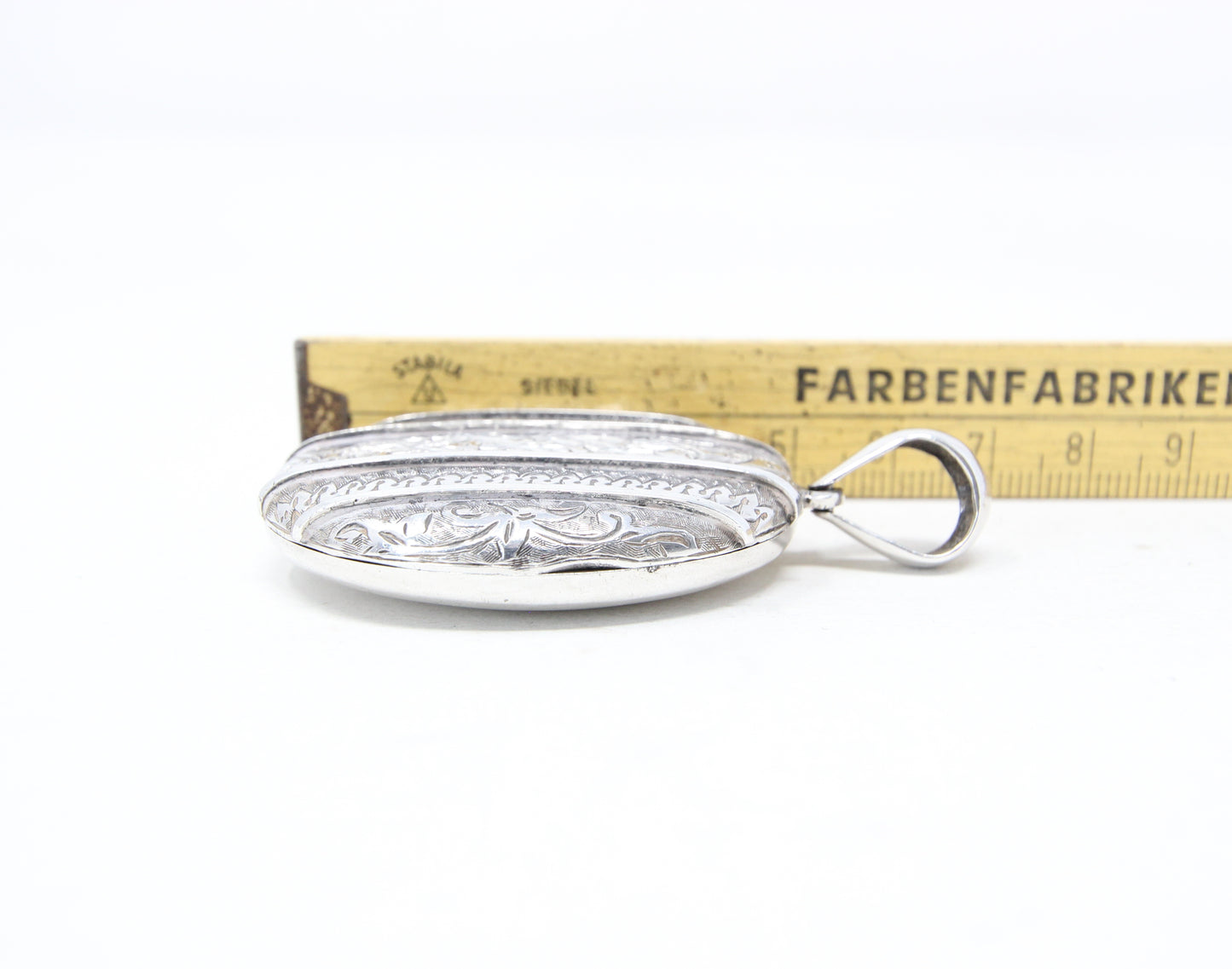 Antique Victorian Solid Silver Large Engraved Ivy Locket Pendant 28g for Chain Necklace