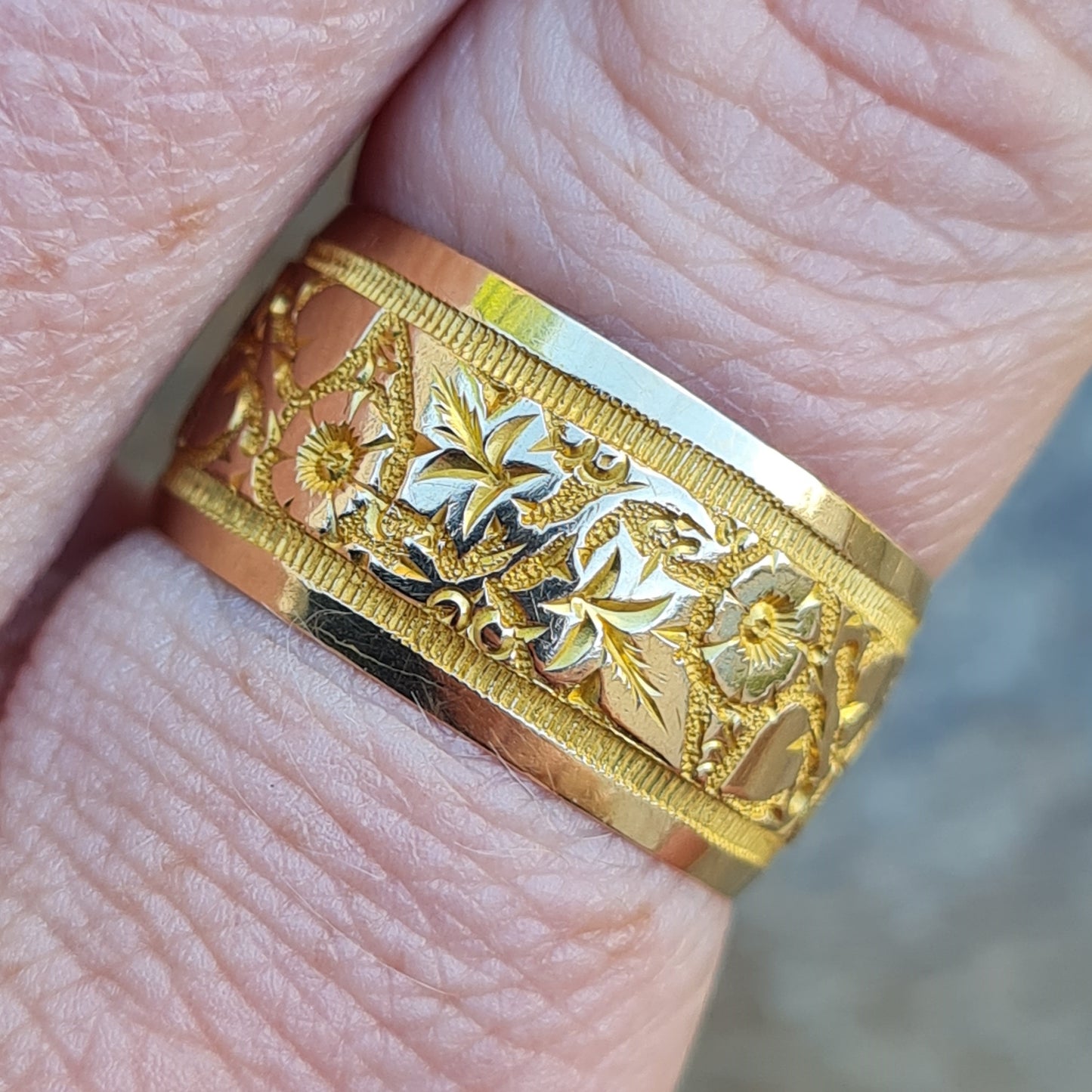 Antique Edwardian 1908 Hallmarked Solid 18ct 18k Gold Floral Ivy Band Ring Size O N Wedding