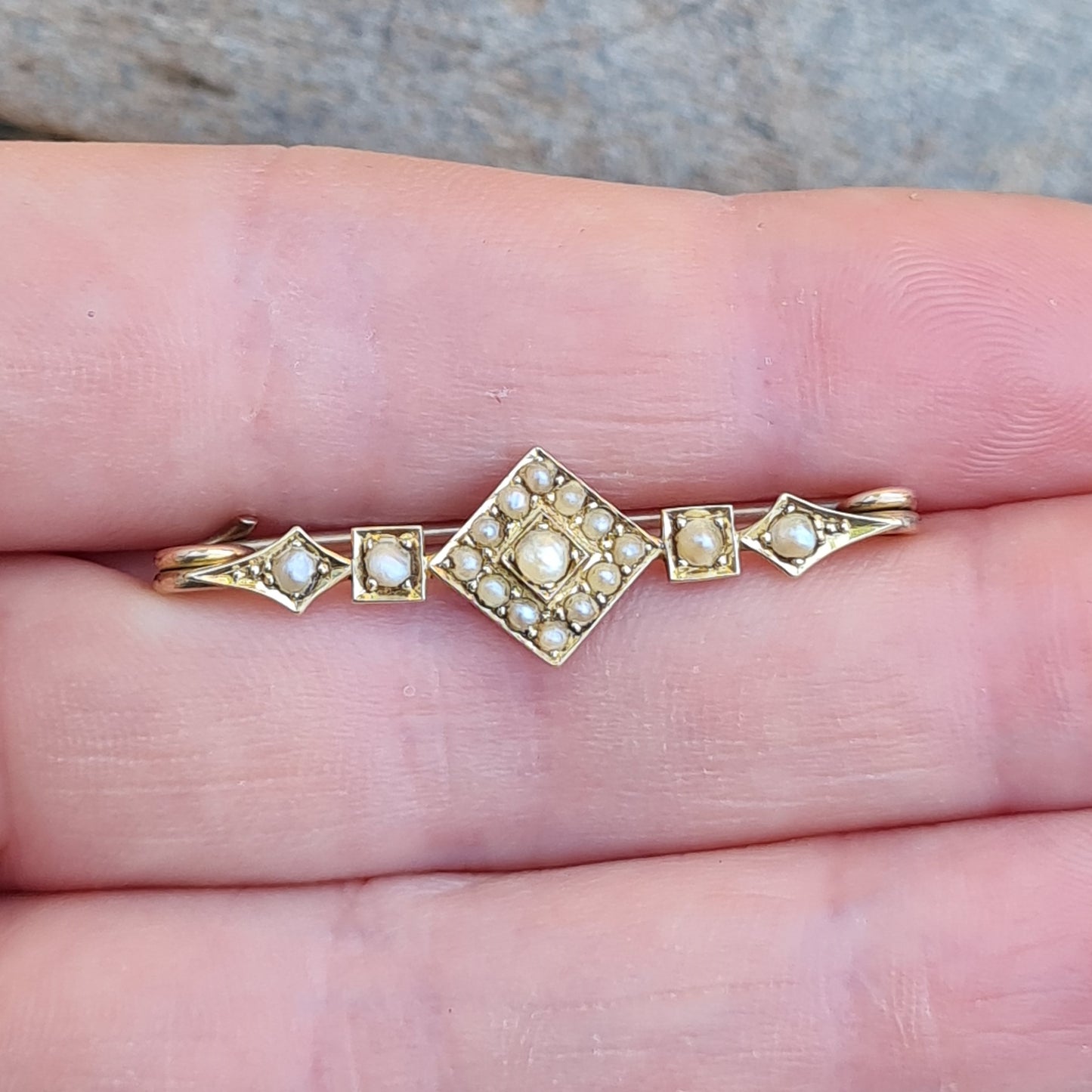 Antique Victorian Solid 9ct 9k Gold Seed Pearl Bar Gypsy Brooch Safety Pin