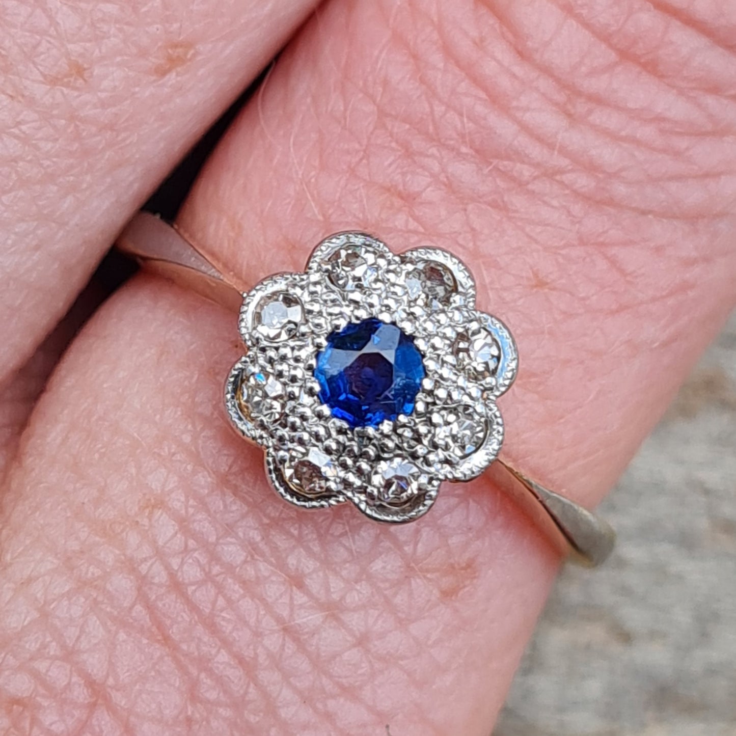 Antique Edwardian Hallmarked Solid 18ct 18k Gold Ink Sapphire Diamond Daisy Ring Size R