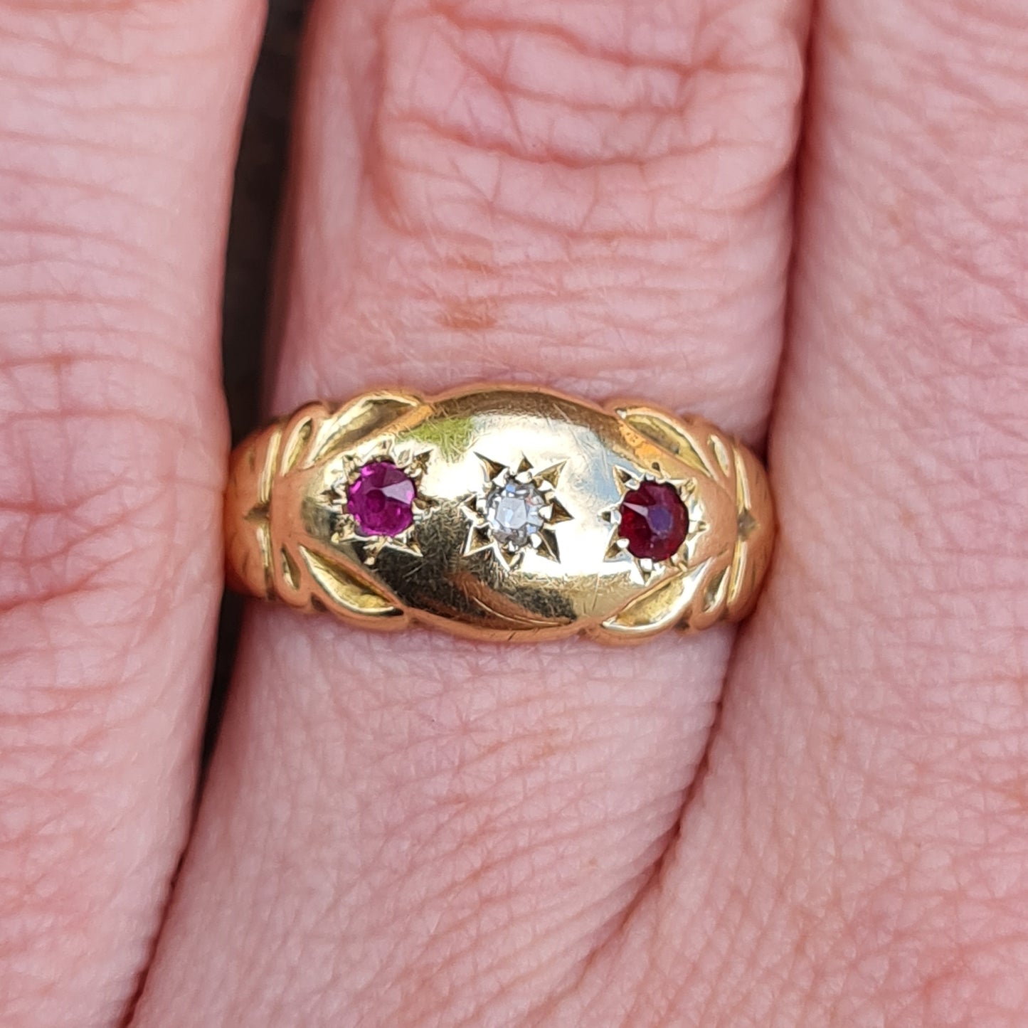 Antique Victorian 1863 Hallmarked Solid 18ct 18k Gold Ruby Diamond Gypsy Ring Size M 1/2