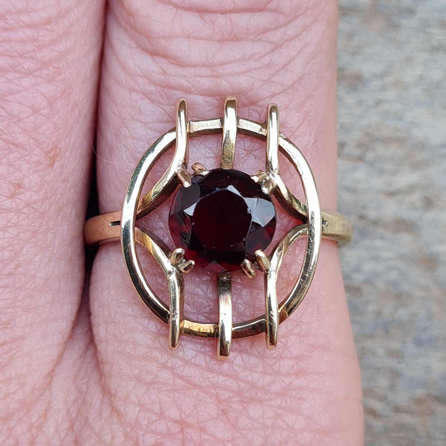 Vintage Antique Art Deco Bespoke Solid 9ct 9k Gold Garnet Caged Target Ring Size R