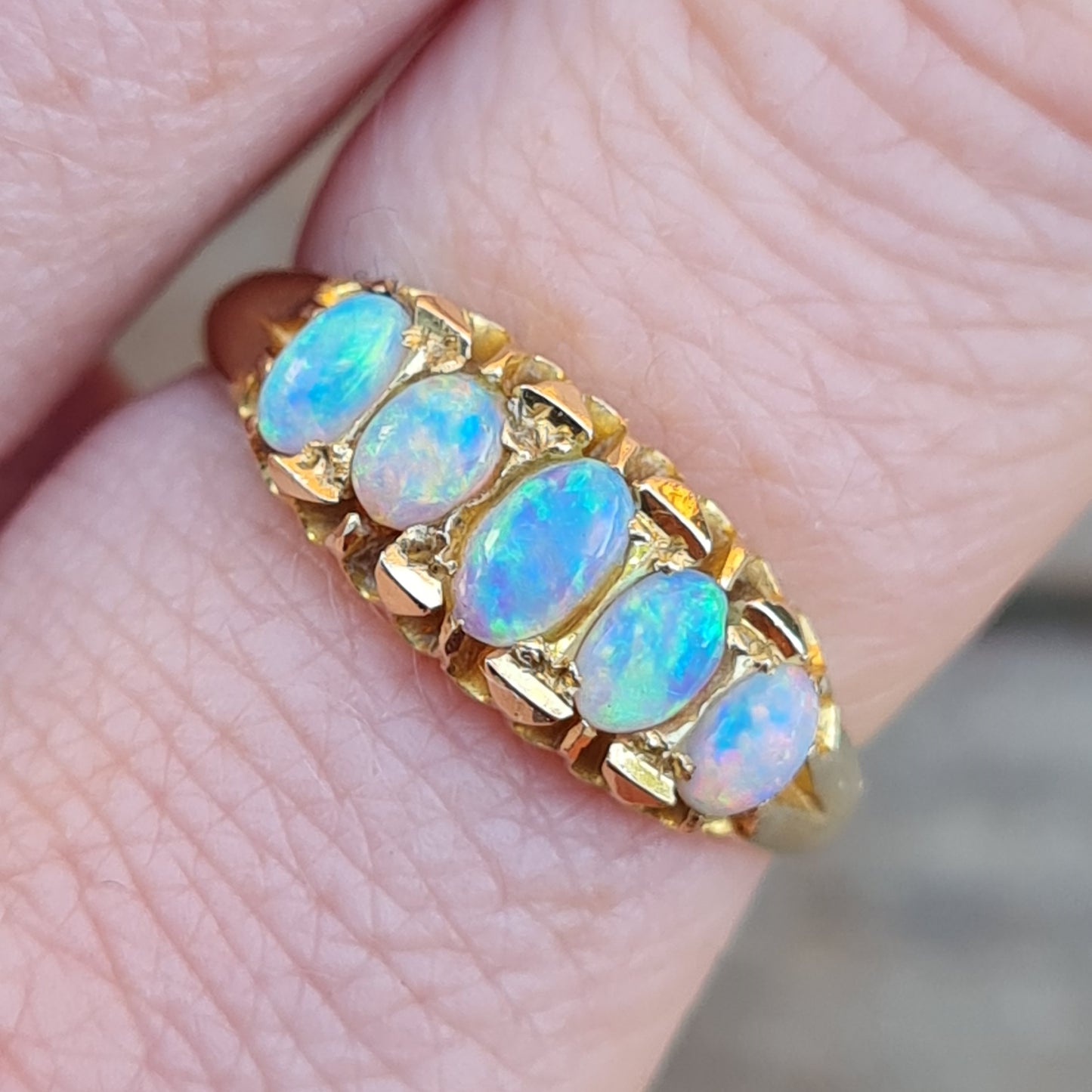 Antique Edwardian 1915 Hallmarked Solid 18ct 18k Gold Five Opal Ring Size O