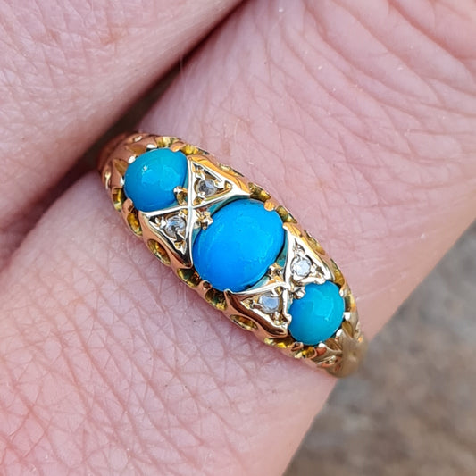 Vintage 1998 HM Solid 18ct 18k Gold Turquoise Diamond Trilogy Gypsy Ring Size T 1/2