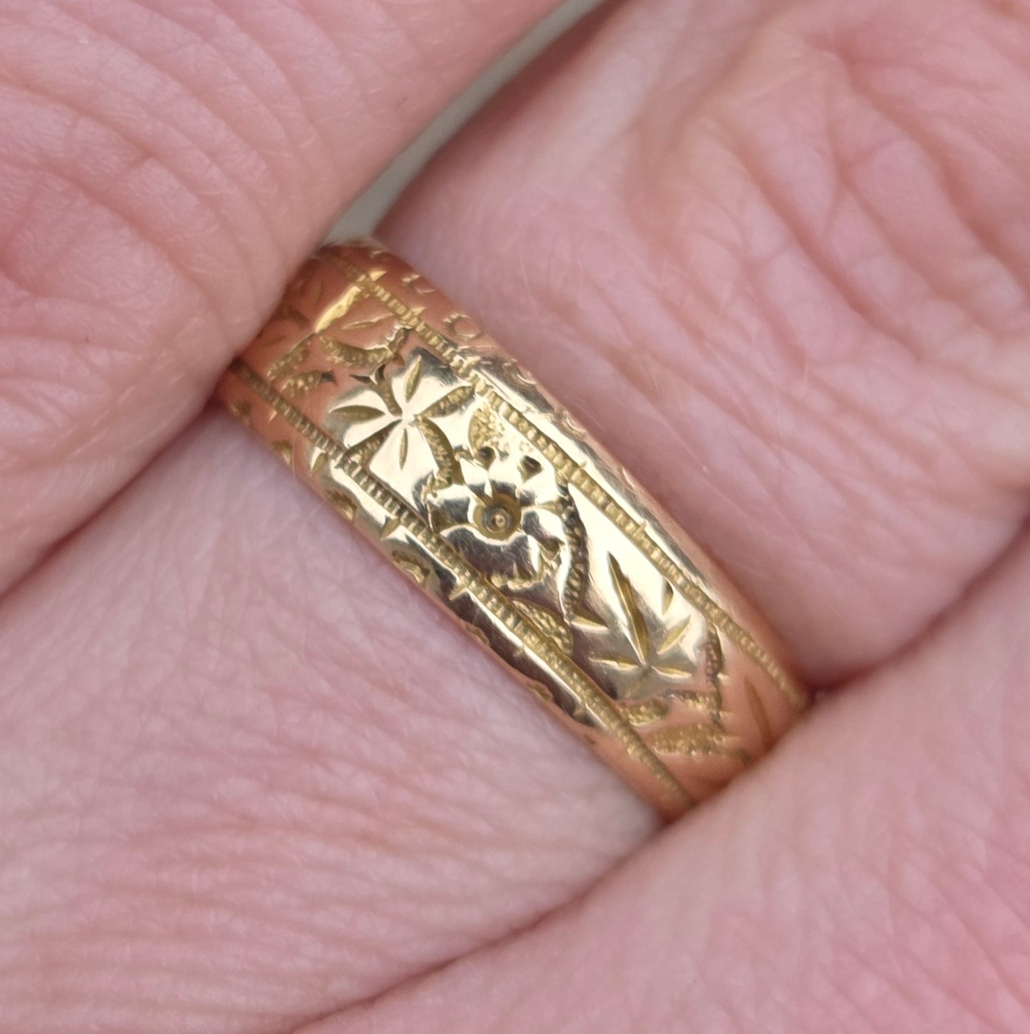 Antique Edwardian 1908 Chester Hallmarked Solid 18ct 18k Gold Floral Ivy Band Ring Size L