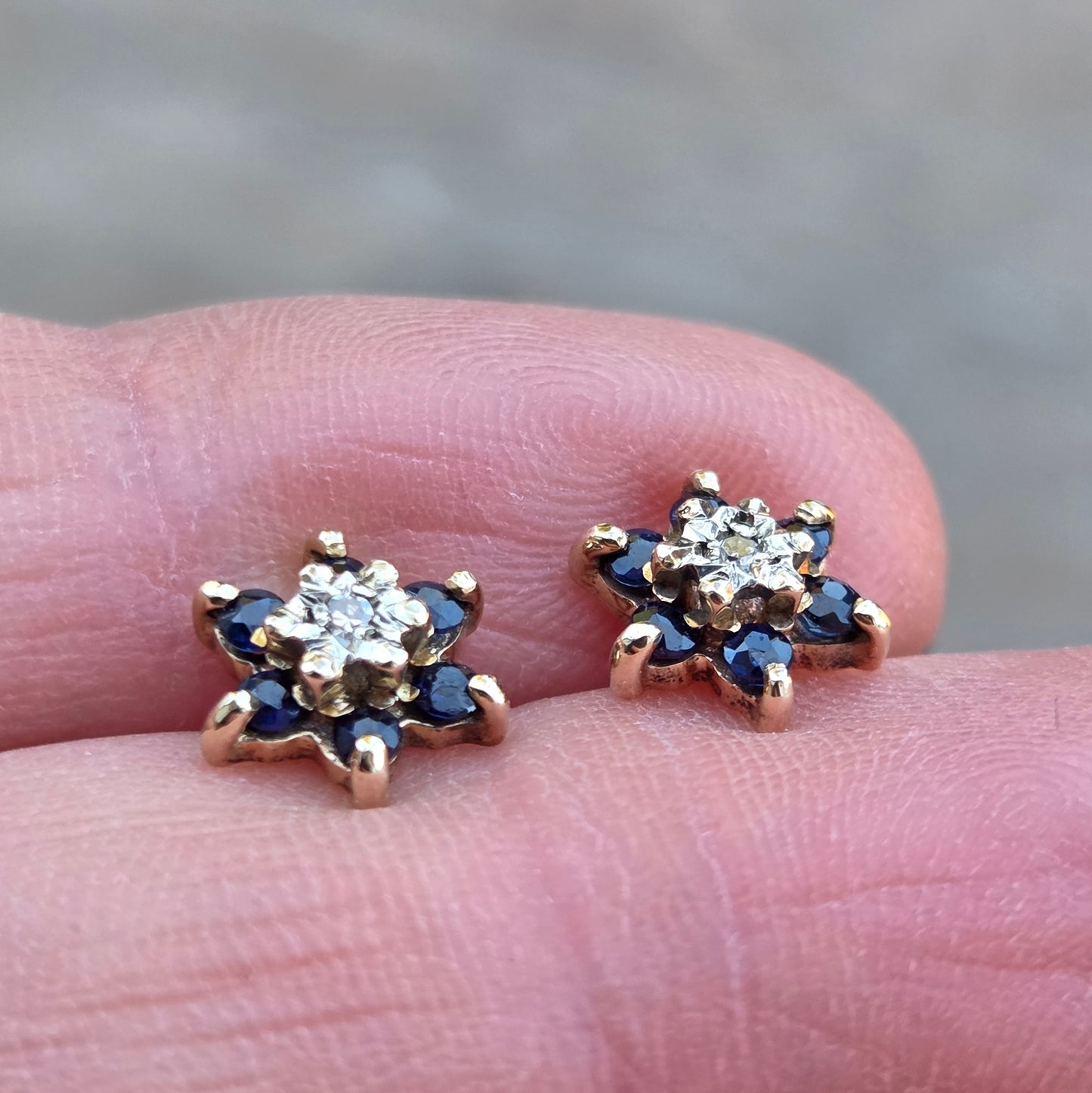 Vintage 1984 Hallmarked Solid 9ct 9k Gold Diamond Sapphire Star Stud Earrings