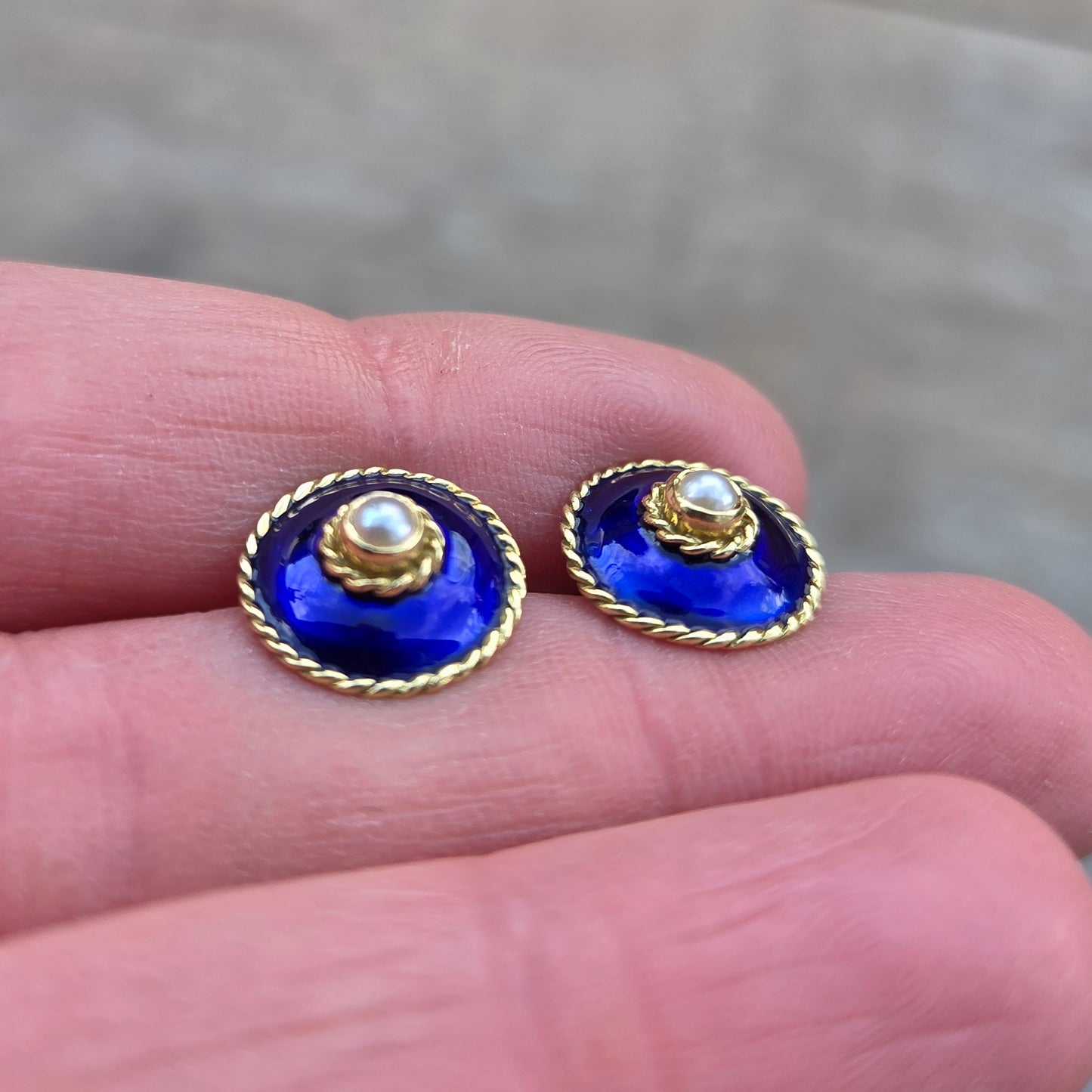 Vintage 1994 Hallmarked Solid 18ct 18k Gold Blue Enamel Pearl Stud Earrings