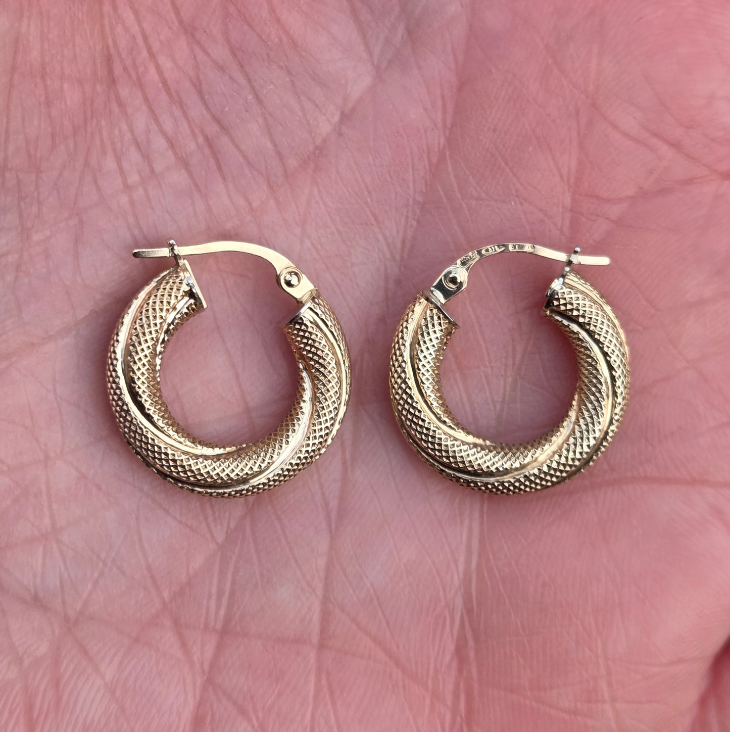 Vintage Unoaerre Hallmarked Solid 9ct 9k Gold Honeycomb Chunky Hoop Earrings Hoops