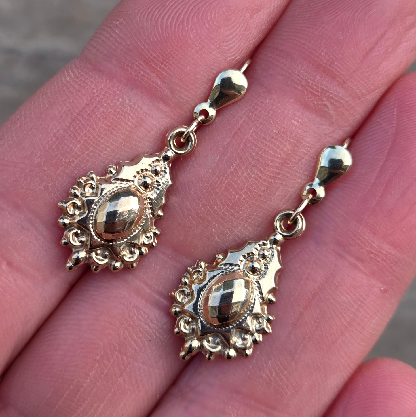 Vintage Solid 9ct 9k Gold Victorian Etruscan Style Hook Drop Earrings