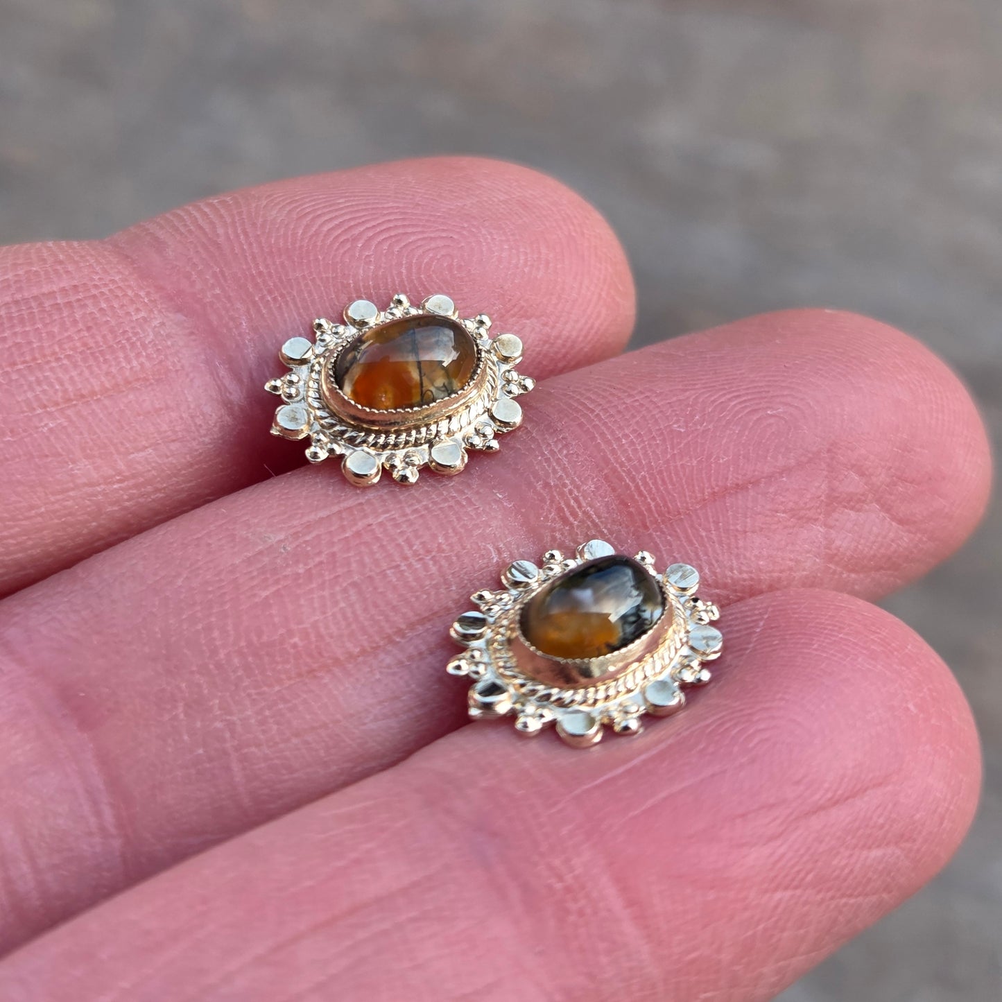 Vintage 1979 Hallmarked Solid 9ct 9k Gold Moss Agate Sun Burst Stud Earrings