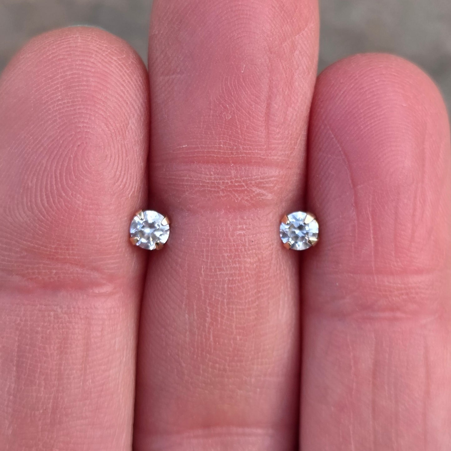 Vintage Hallmarked Solid 9ct 9k Gold Glass Crystal Stud Earrings