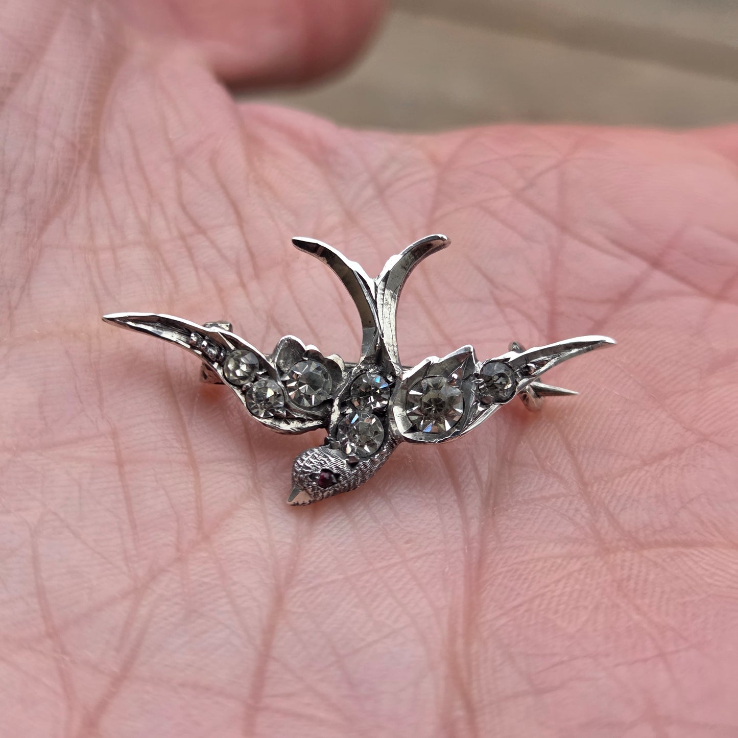 Antique Art Deco Solid Sterling Silver Paste Engraved Swallow Bird Brooch