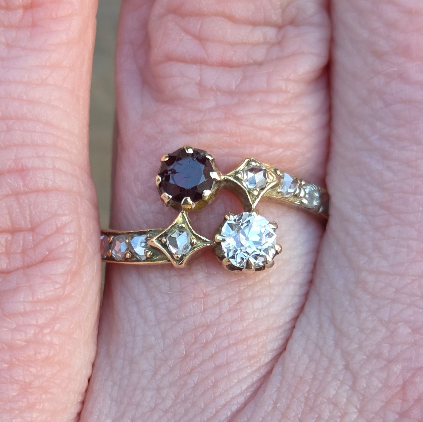 Antique Victorian Solid 15ct 15k Gold Old Cut Diamond Garnet Toi et Moi Ring Size N
