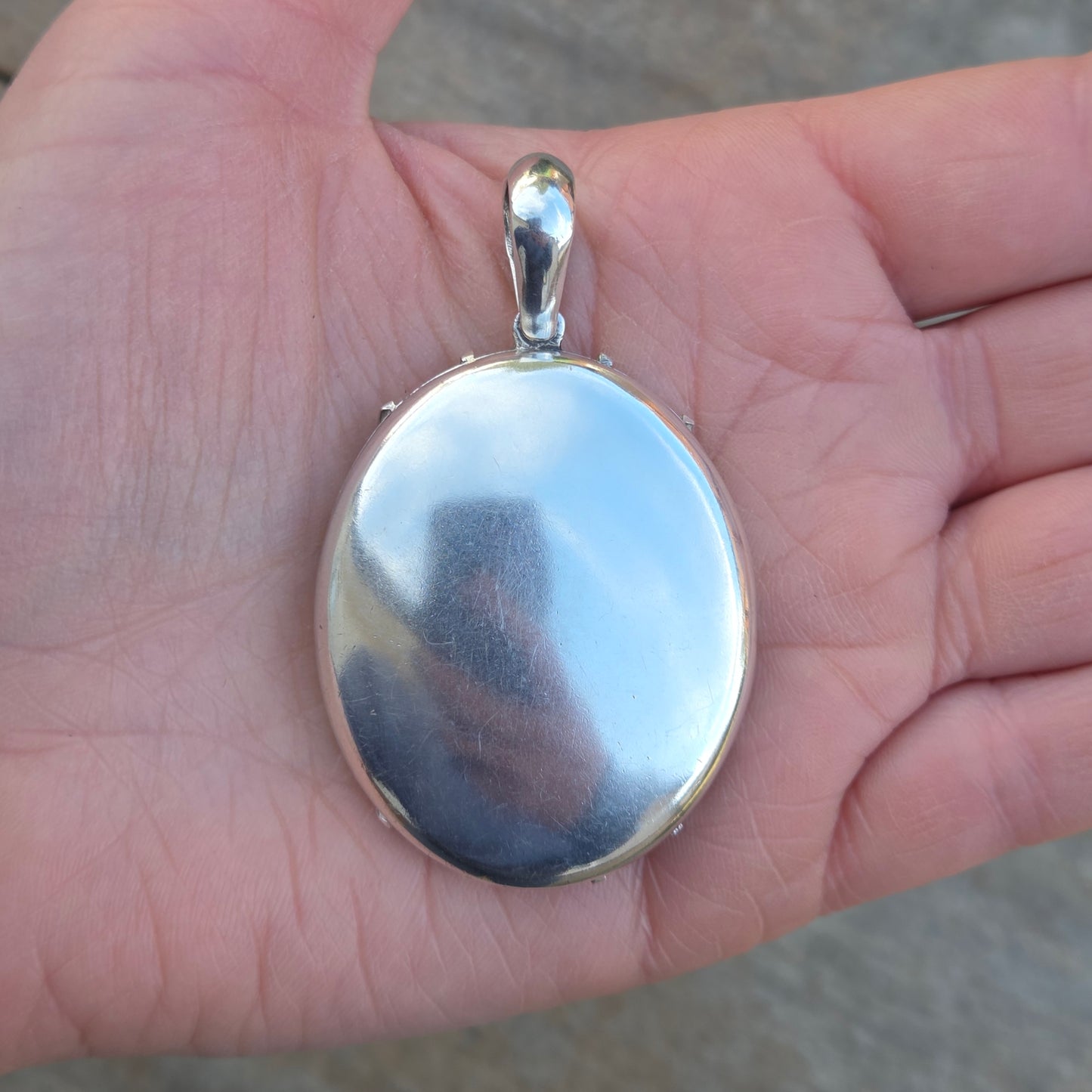 Antique Victorian Solid Silver Large Engraved Ivy Locket Pendant 28g for Chain Necklace