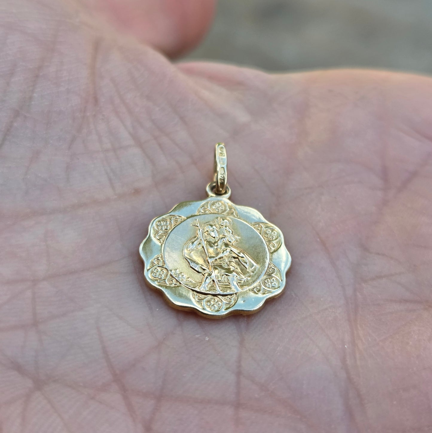 Vintage UnoAErre 1986 Hallmarked Solid 9ct 9k Gold St Christopher Coin Medallion Pendant