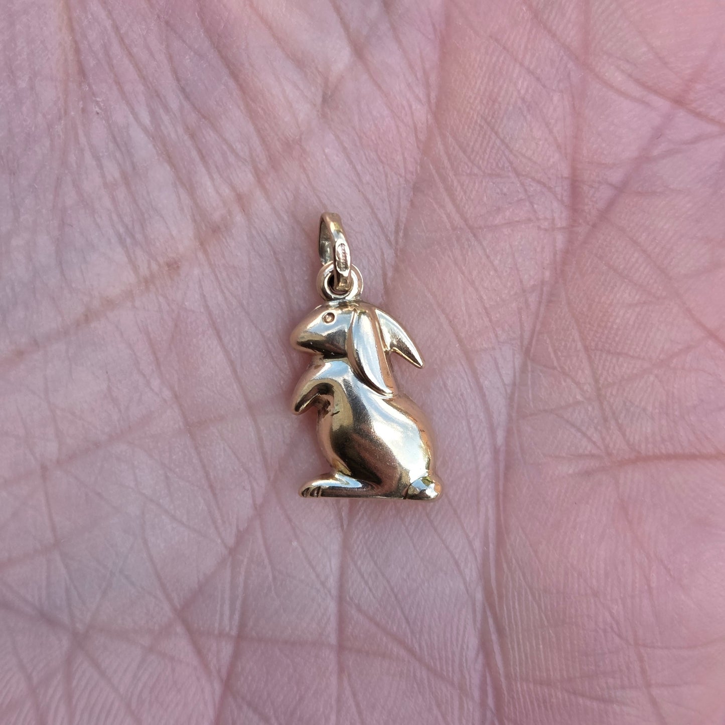 Vintage UnoAErre Hallmarked Solid 9ct 9k Gold Puffy Rabbit Pendant