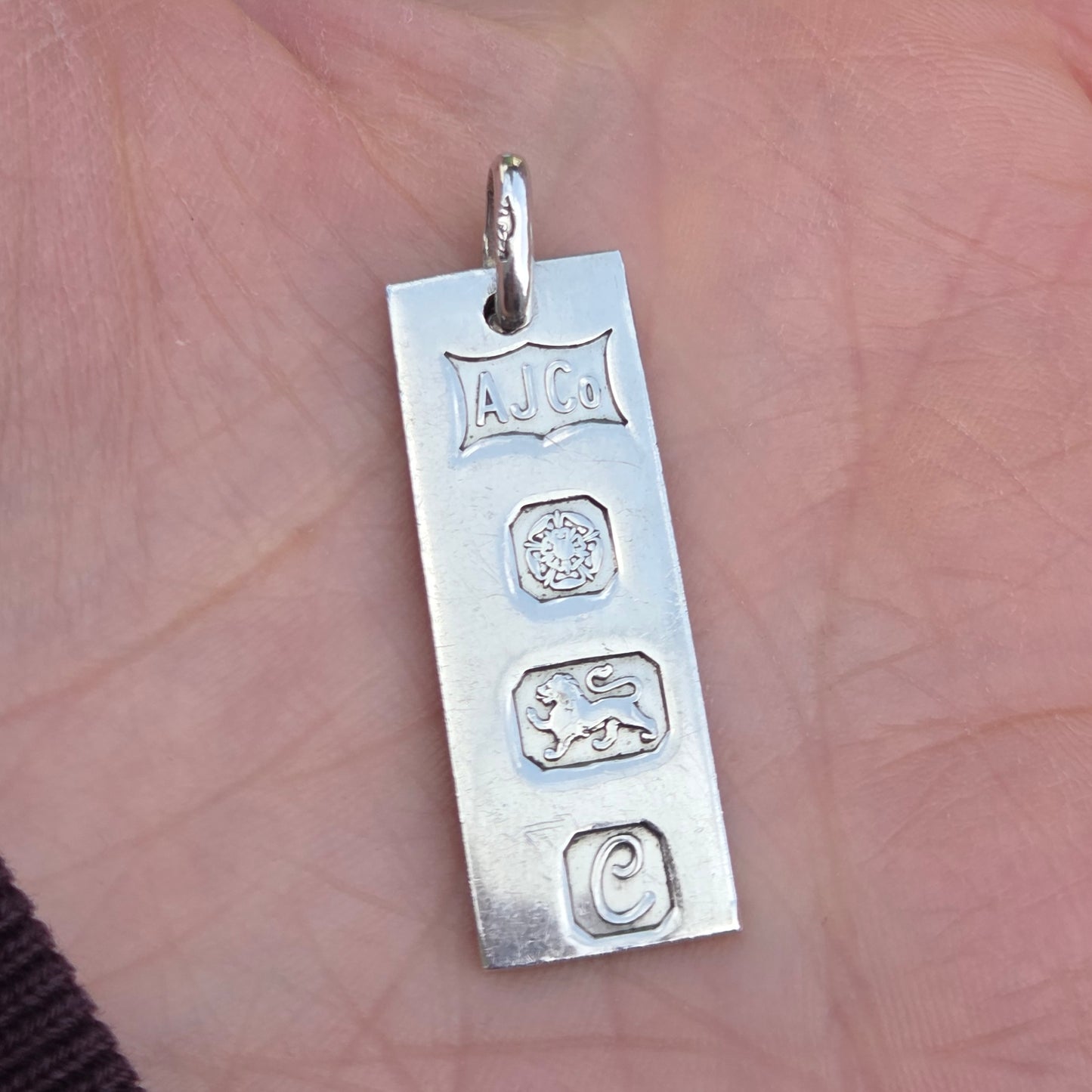Vintage 1977 Sheffield Hallmarked Solid Sterling Silver Ingot Bar Pendant 8.9g 2