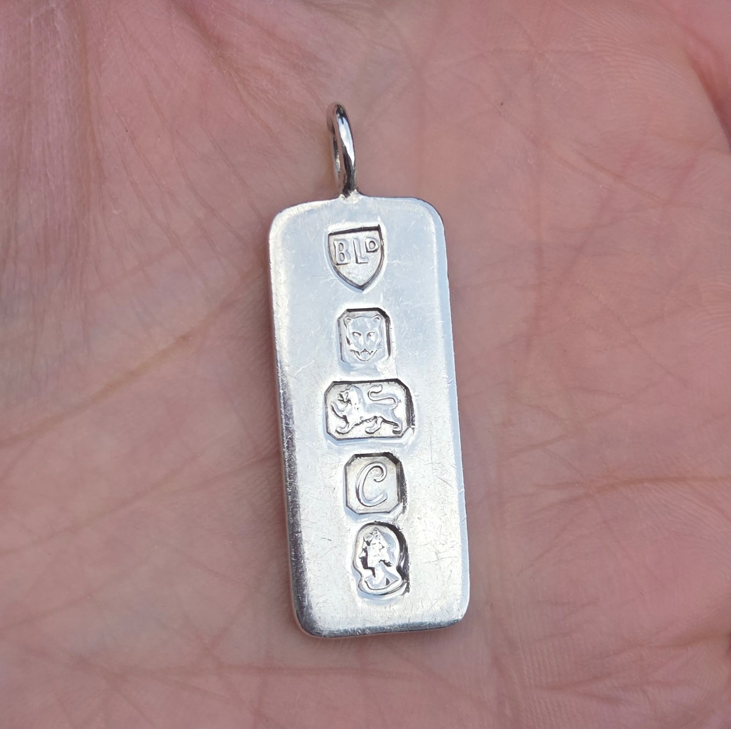 Vintage 1977 London Hallmarked Solid Sterling Silver Ingot Bar Pendant 14.6g 5