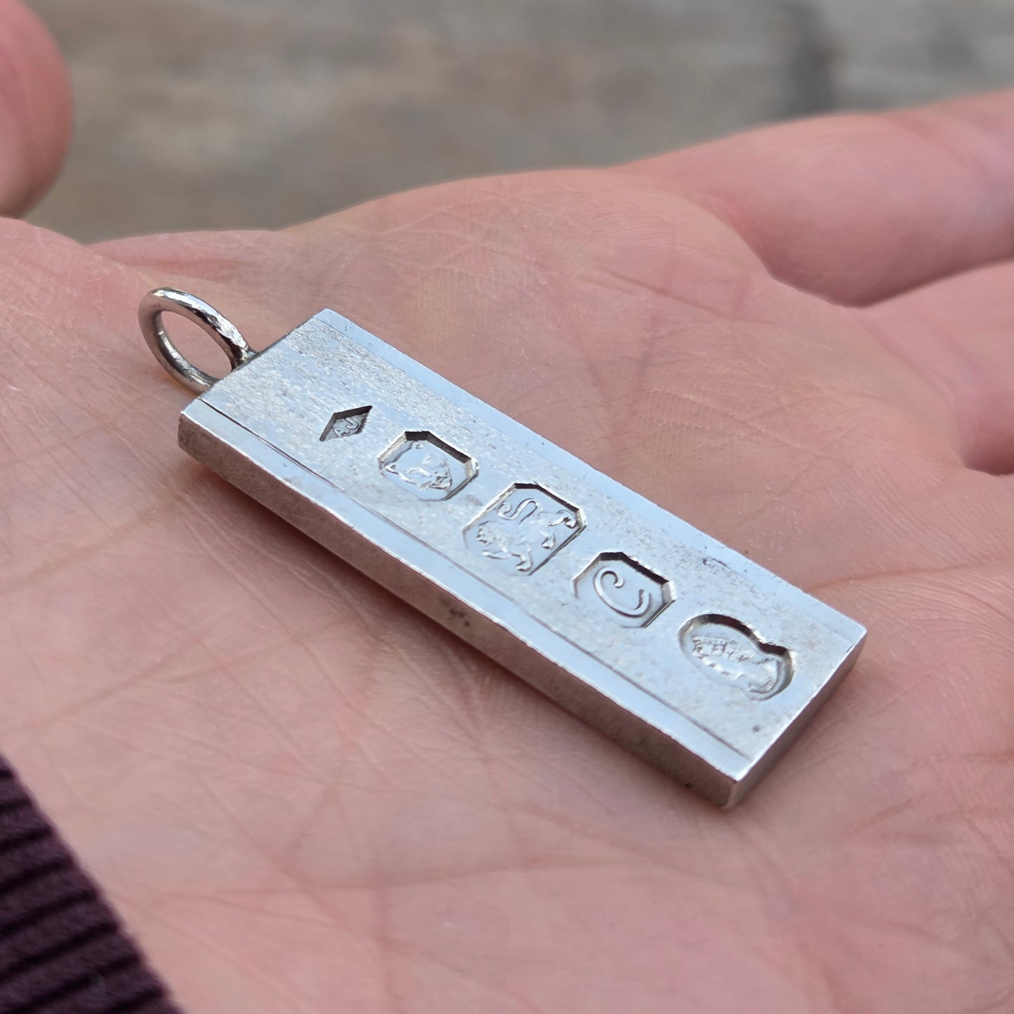 Vintage 1977 London Hallmarked Solid Sterling Silver Ingot Bar Pendant 15.7g 7