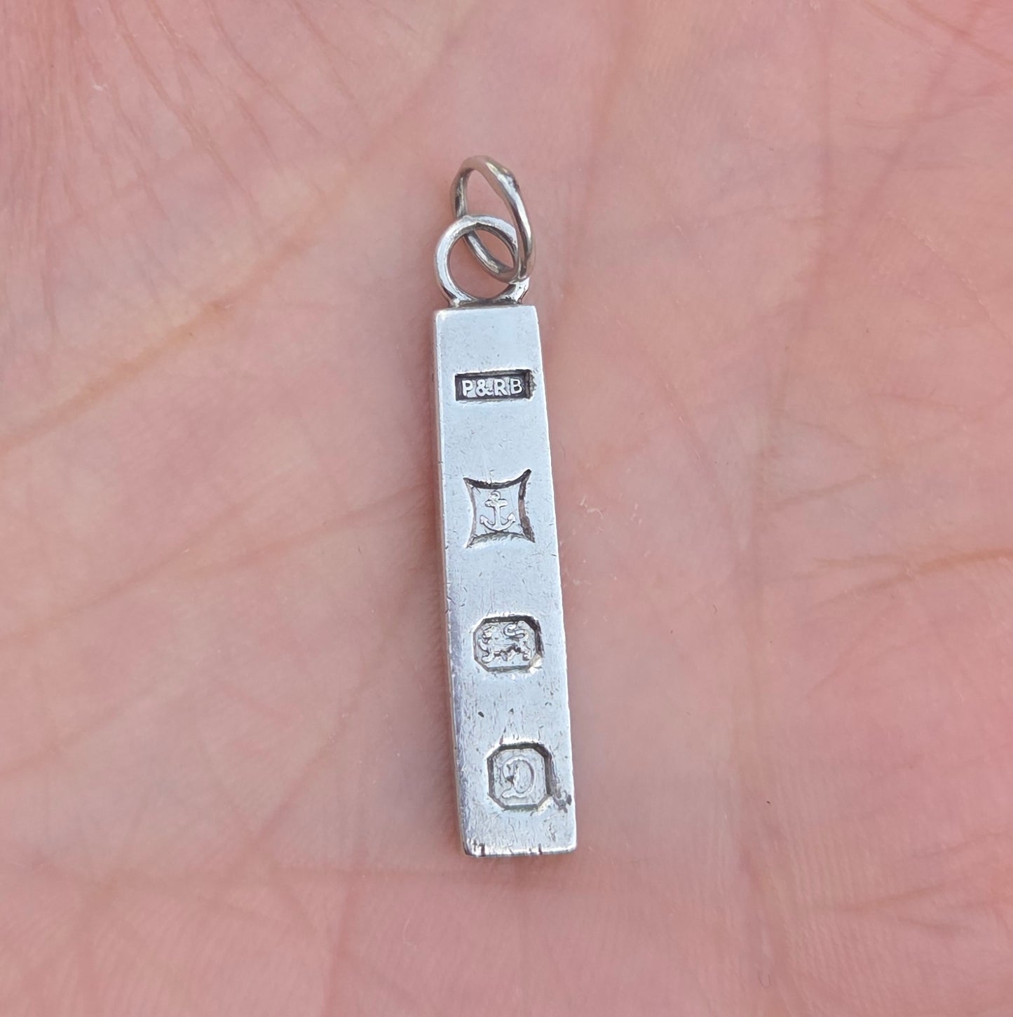 Vintage 1978 Birmingham Hallmarked Solid Sterling Silver Ingot Bar Pendant 3.2g 10