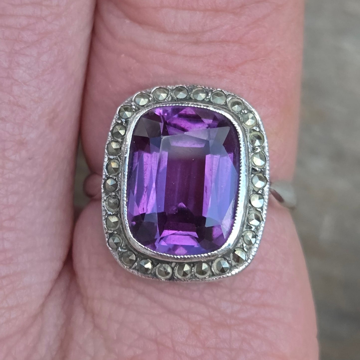 Vintage Solid Silver Synthetic Purple Colour Change Sapphire Marquisite Ring Size O 1/2