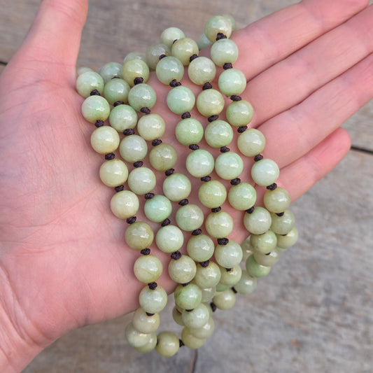 Vintage Art Deco Green Natural Jade Bead Long Knotted Beaded Flapper Necklace 48.9''