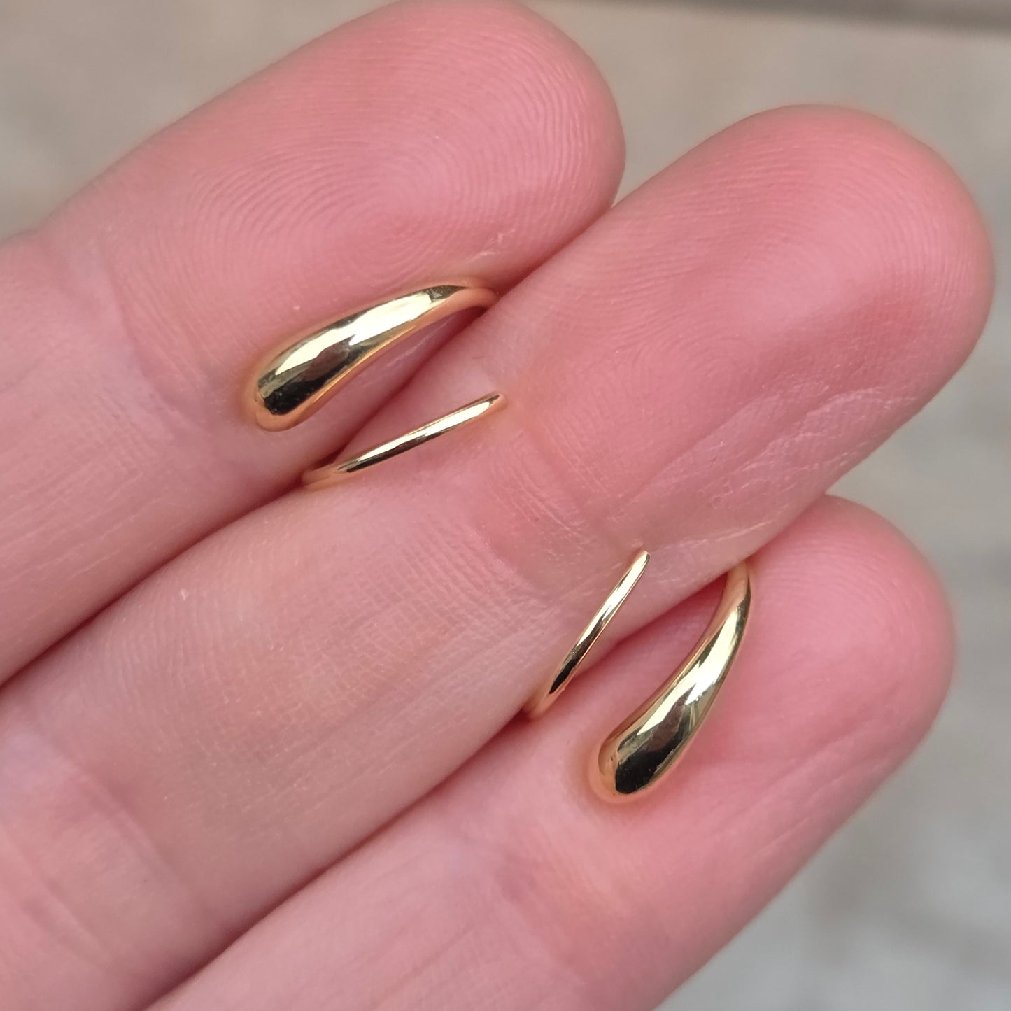 Vintage Georg Jensen Hallmarked Solid 18ct 18k Gold Mercy Hoop Huggie Earrings Hoops in Box
