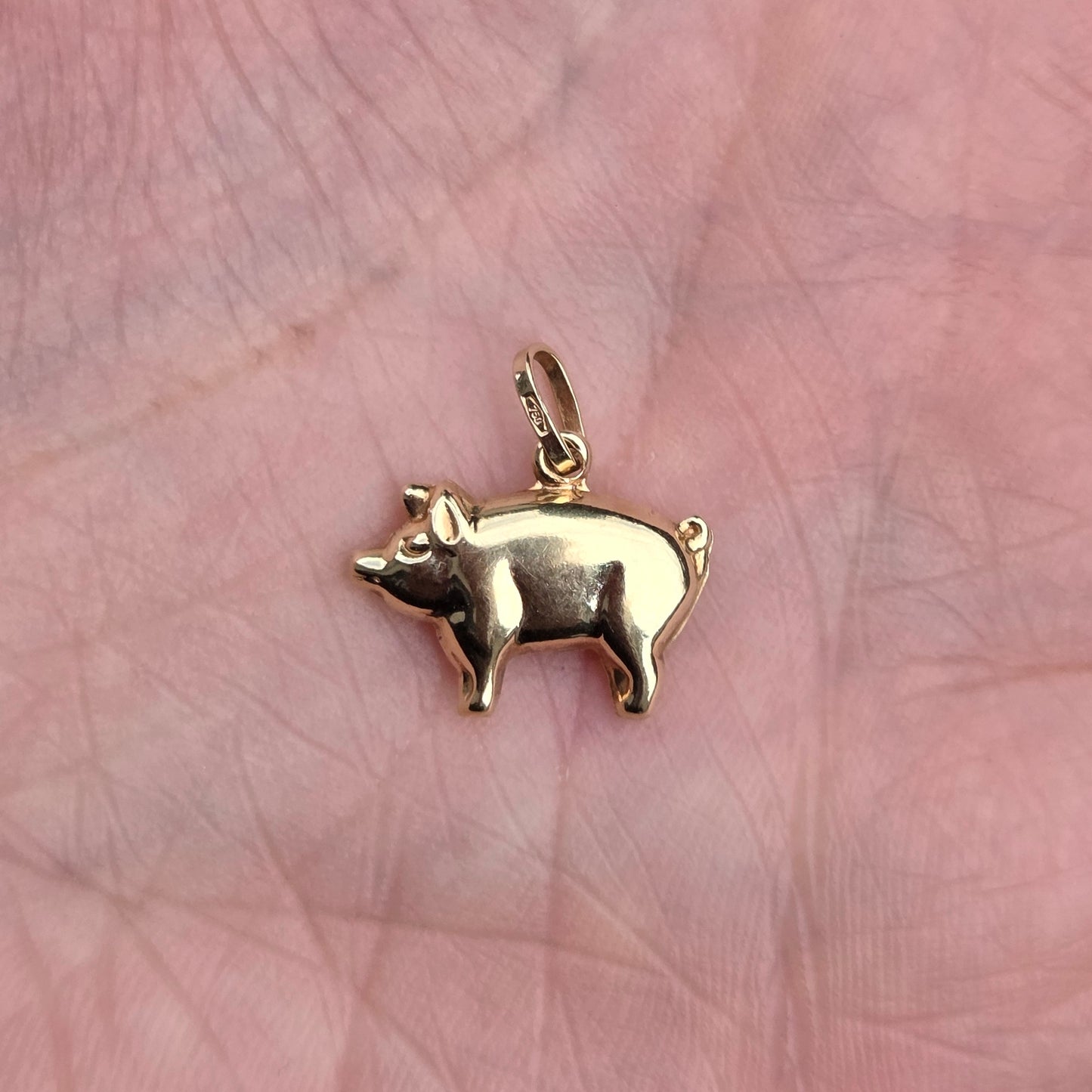 Vintage 1980's Hallmarked Solid 18ct 18k Gold Puffy Lucky Pig Pendant Charm