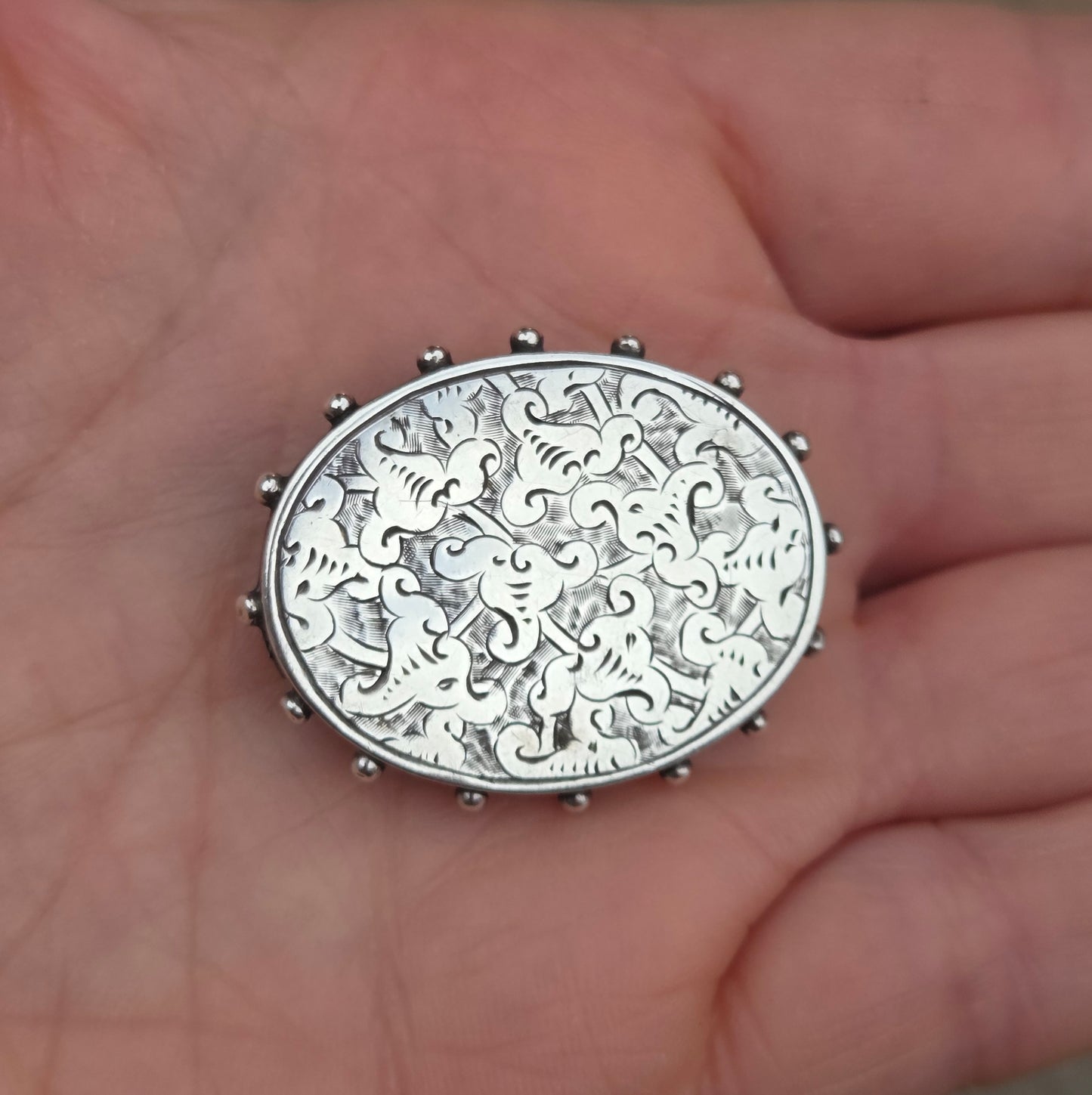 Antique Victorian 1886 Hallmarked Solid Sterling Silver Oval Floral Engraved Brooch Pin