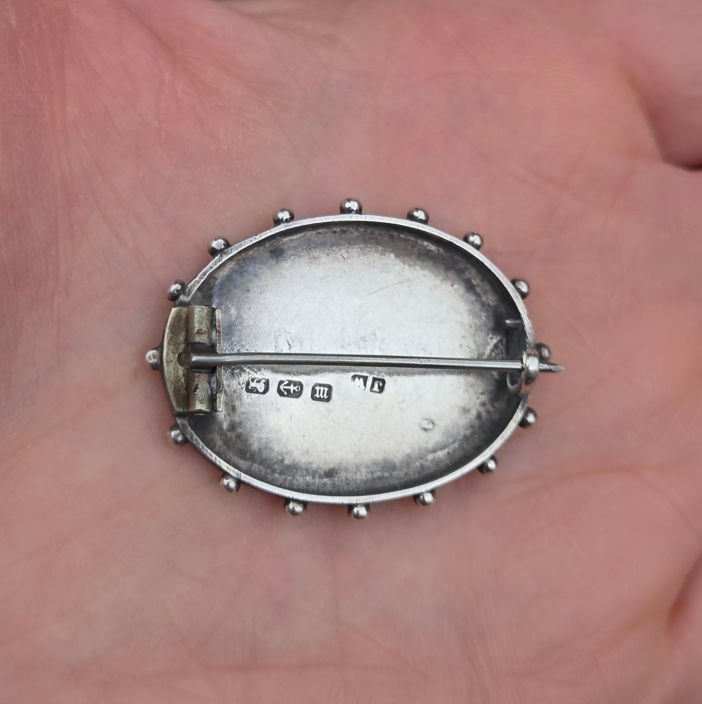 Antique Victorian 1886 Hallmarked Solid Sterling Silver Oval Floral Engraved Brooch Pin