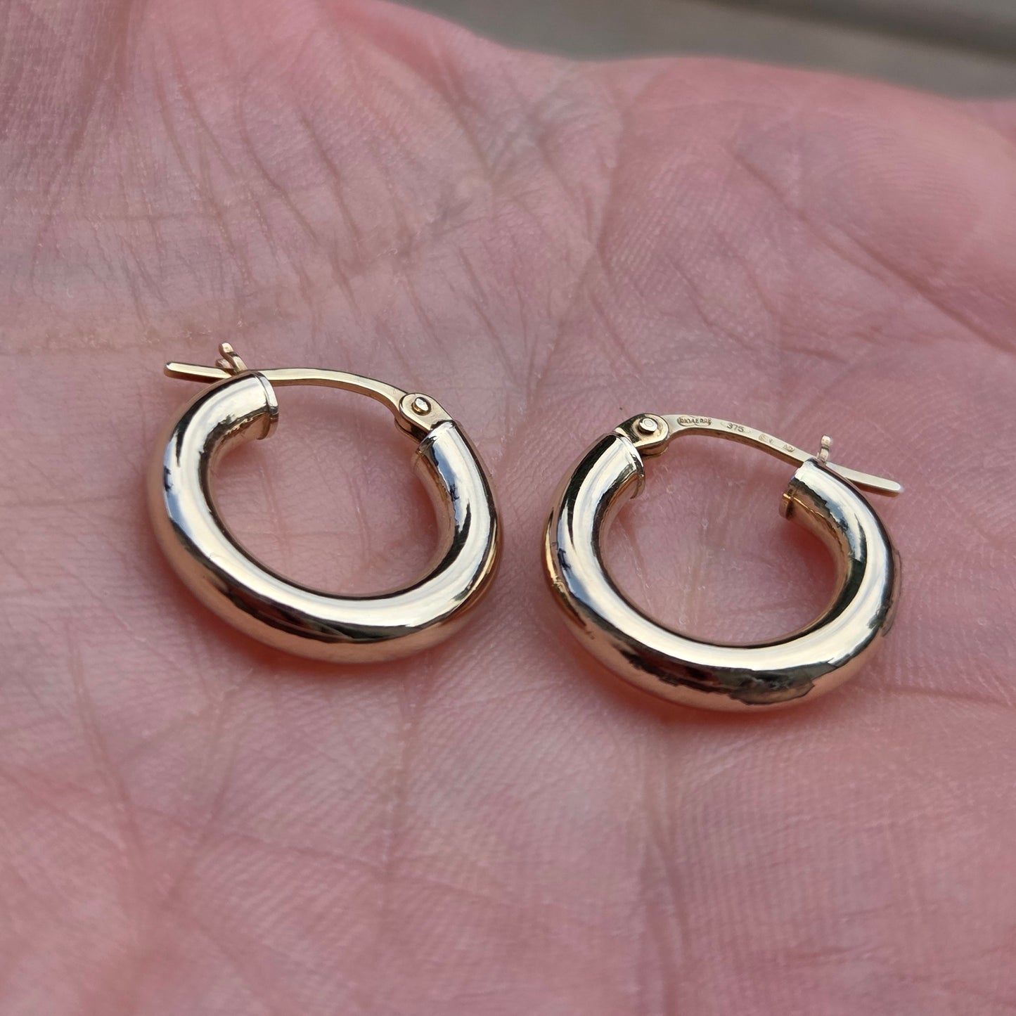 Vintage UnoAErre Hallmarked Solid 9ct 9k Gold Plain Hoop Earrings Hoops