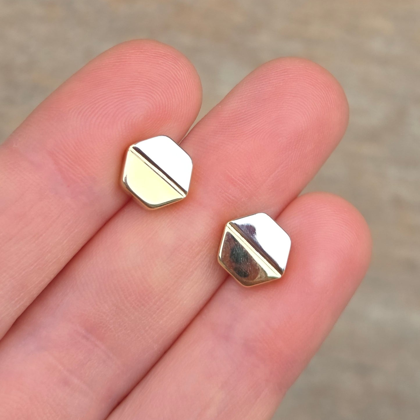 Vintage 1977 Hallmarked Solid 9ct 9k White Yellow Gold Large Screw Stud Earrings