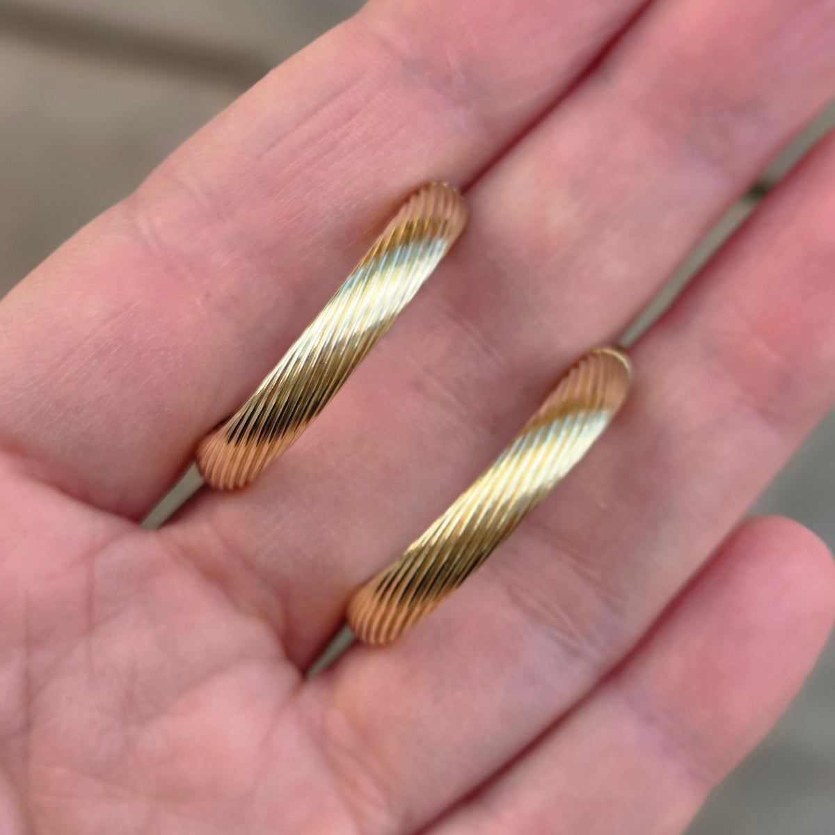 Vintage 1991 Hallmarked Solid 9ct 9k Gold Large Twisted Hoop Stud Earrings 4.4g