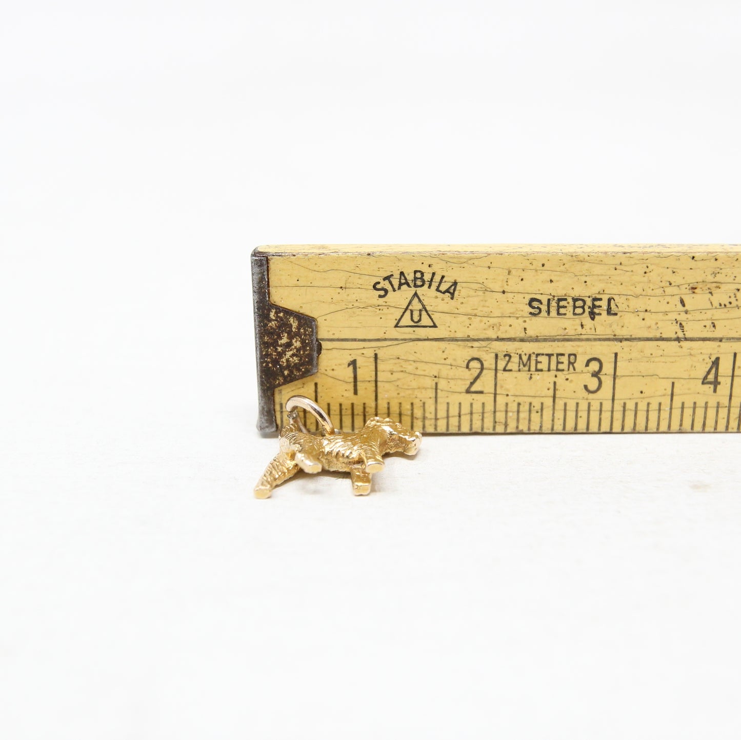 Vintage Solid 9ct Gold Terrier Dog Pendant Charm