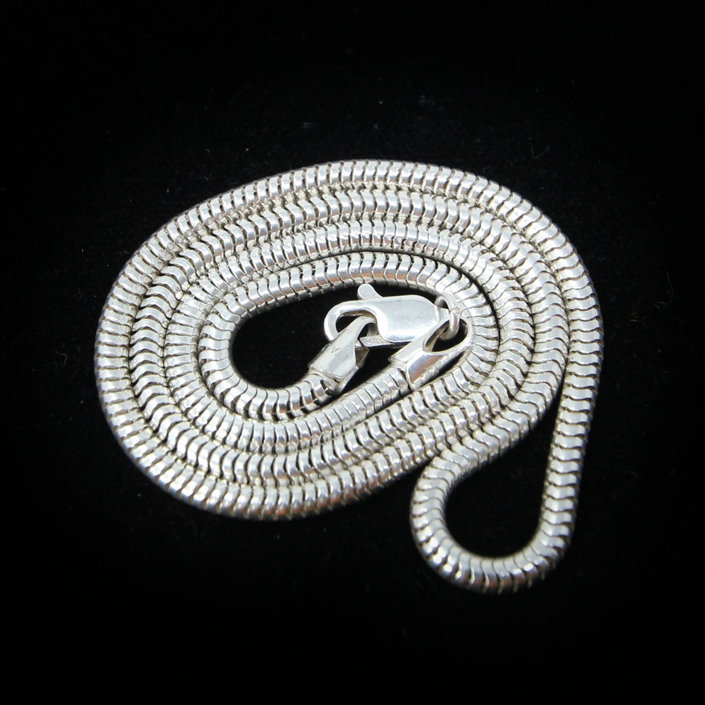 Vintage Italy Solid Sterling Silver 925 Snake Chain Necklace 16.5'' 11g