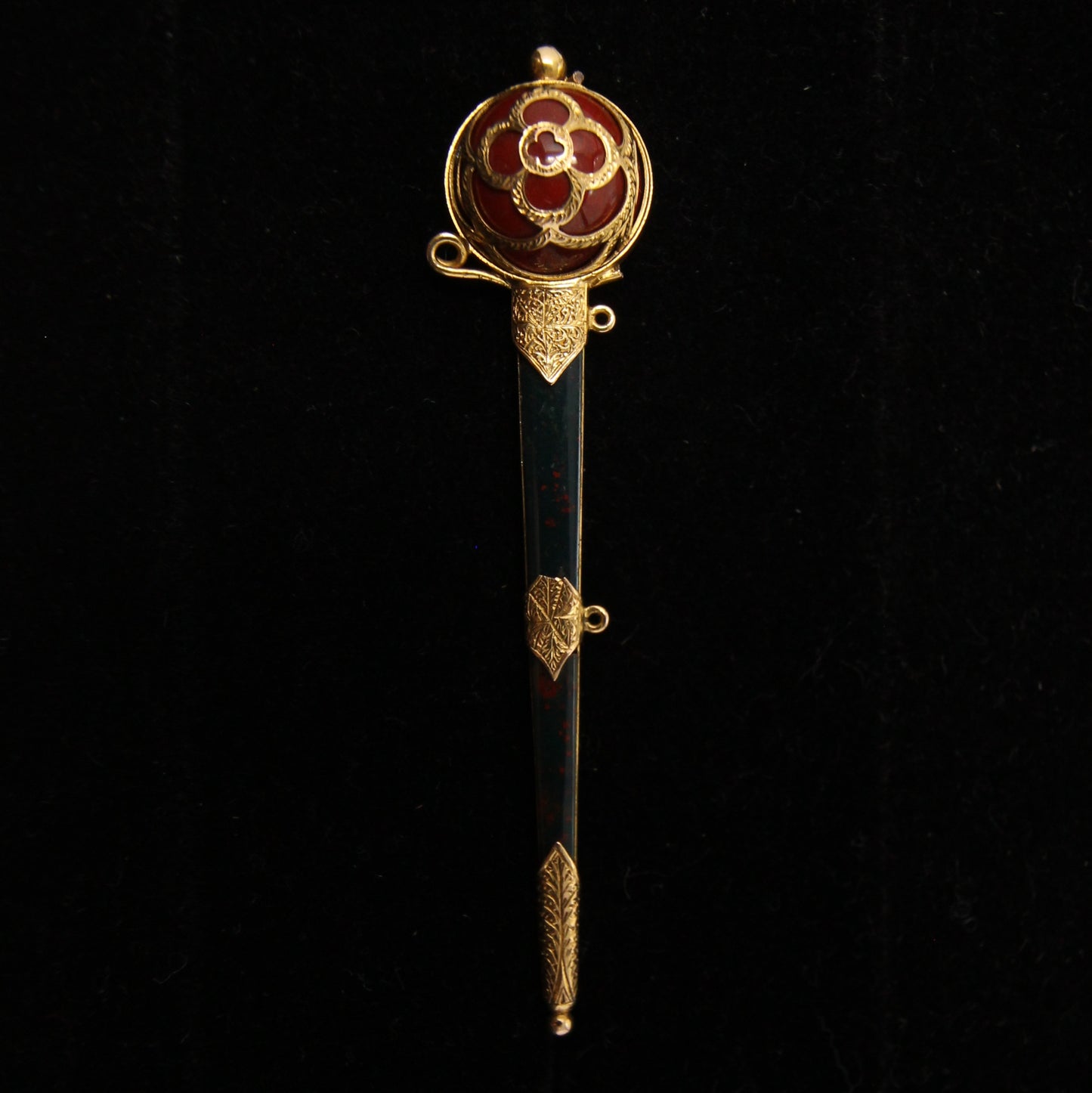 Antique Victorian Scottish Solid 18ct 18k Gold Bloodstone Agate Dirk Sword Brooch Kilt Pin