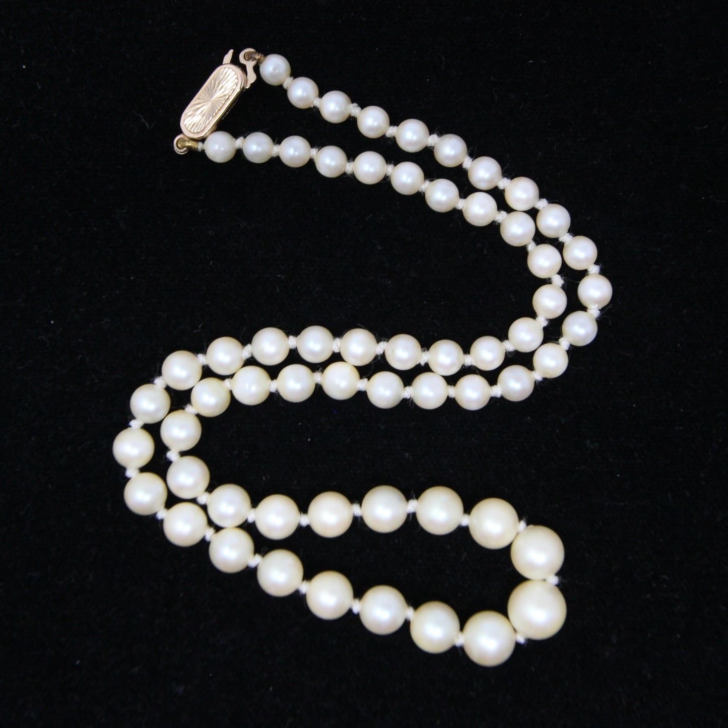 Vintage Lotus 1975 Hallmarked Solid 9ct 9k Gold Clasp Knotted Cultured Pearl Necklace 16''