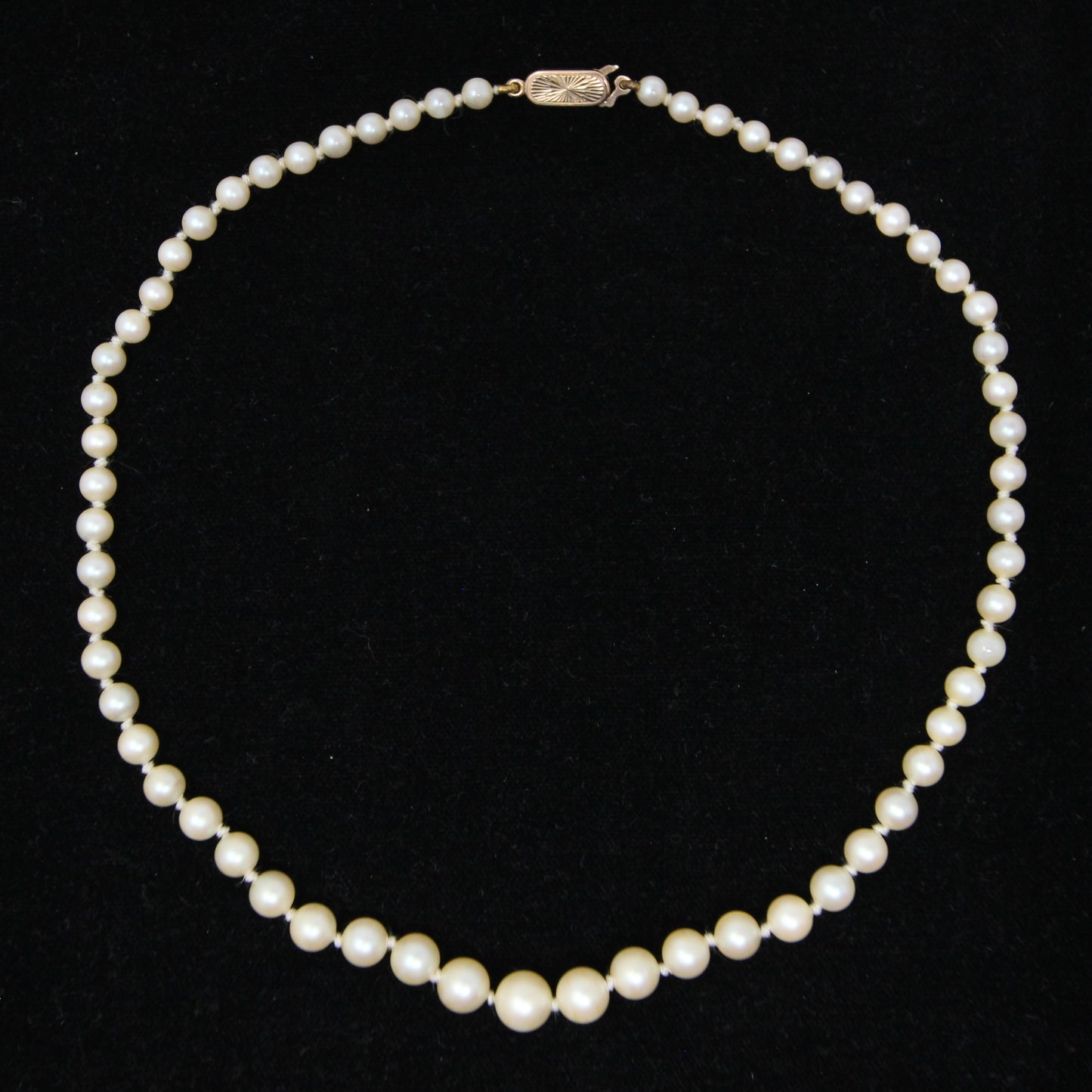Vintage Lotus 1975 Hallmarked Solid 9ct 9k Gold Clasp Knotted Cultured Pearl Necklace 16''