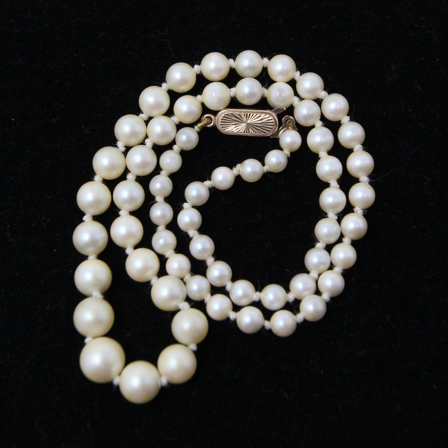 Vintage Lotus 1975 Hallmarked Solid 9ct 9k Gold Clasp Knotted Cultured Pearl Necklace 16''