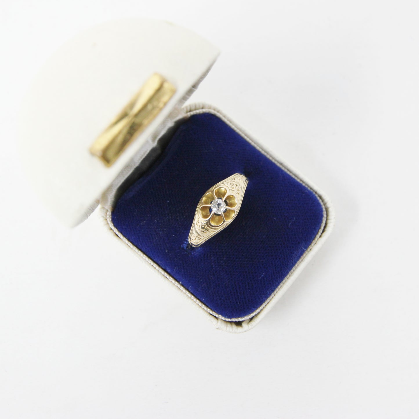 Antique Victorian Hallmarked Solid 15ct 15k Gold Diamond Belcher Daisy Ring Size L
