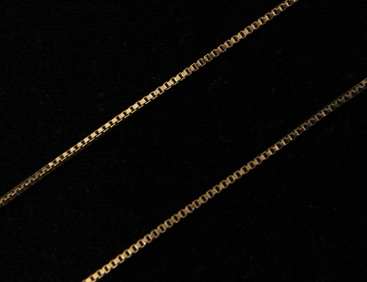 Vintage 1978 Hallmarked Solid 9ct 9k Gold Box Chain Necklace 14.5''