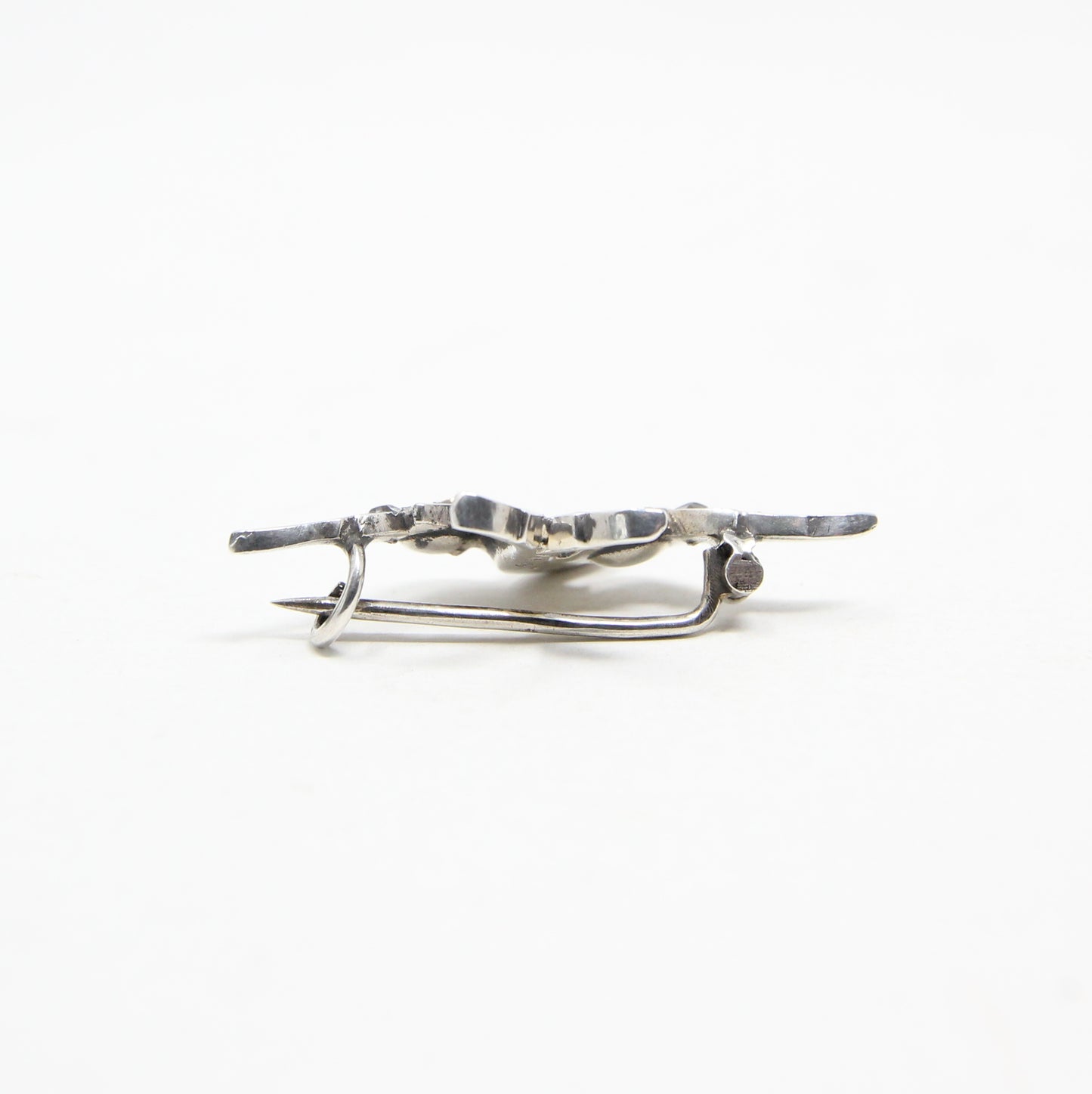 Antique Art Deco Solid Sterling Silver Paste Engraved Swallow Bird Brooch