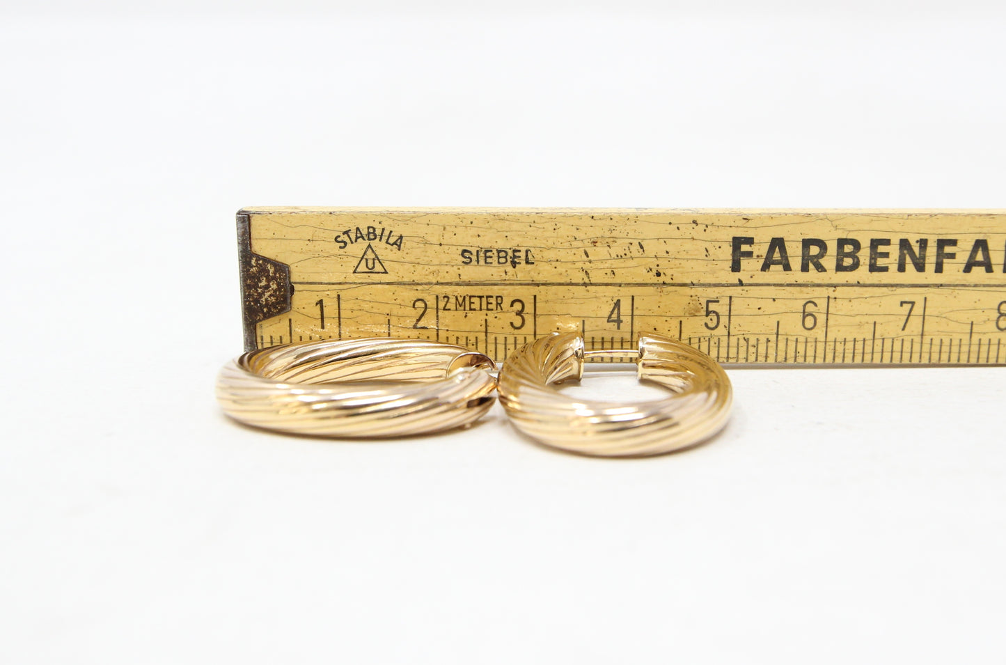 Vintage 1998 Hallmarked Solid 9ct 9k Gold Chubby Oval Twisted Hoop Earrings Hoops 3.5g