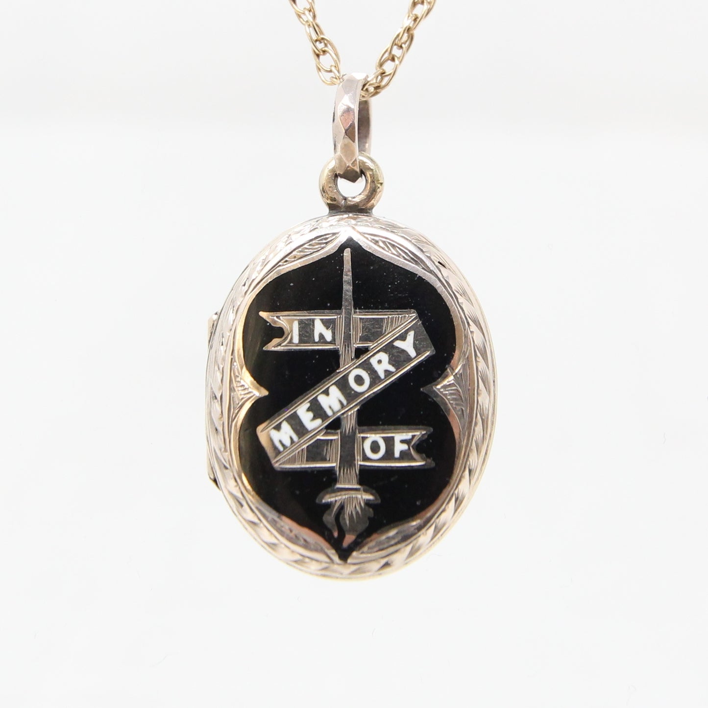 Antique Victorian Solid 9ct Gold Black White Enamel Mourning Locket Pendant