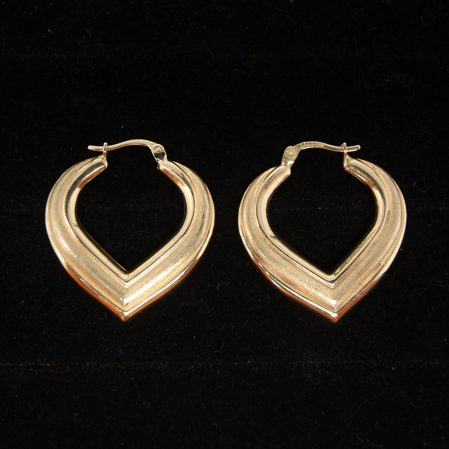 Vintage Hallmarked Solid 14ct 14k Gold Large Heart Hoop Earrings Hoops 3.5g