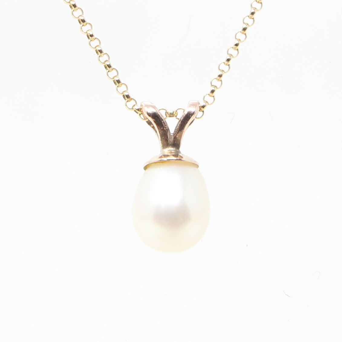 Vintage Solid 9ct Gold Pear Shape Pear Shape Natural Cultured Pearl Pendant