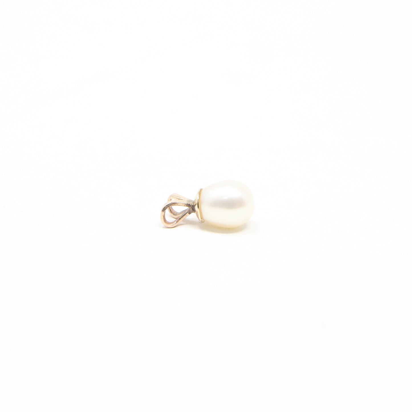 Vintage Solid 9ct Gold Pear Shape Pear Shape Natural Cultured Pearl Pendant