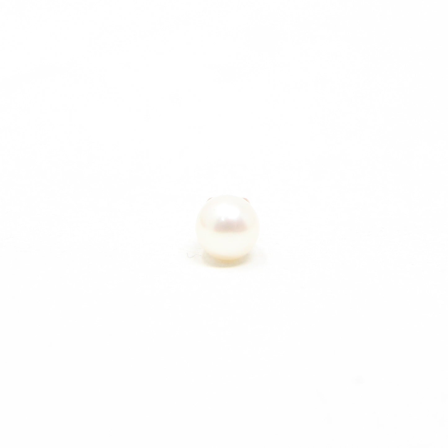 Vintage Solid 9ct Gold Pear Shape Pear Shape Natural Cultured Pearl Pendant